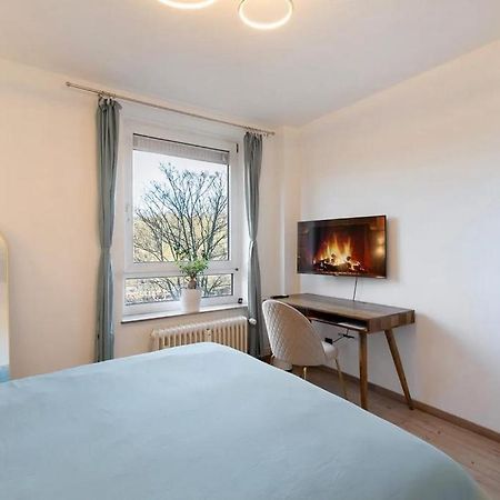 Charmentes Privatzimmer Mit Kueche, Naturgebiet دوسلدورف المظهر الخارجي الصورة